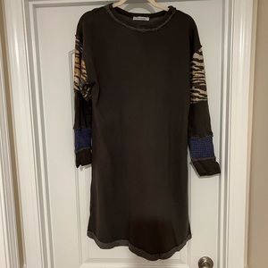 Sweatshirt material dress with animal print
